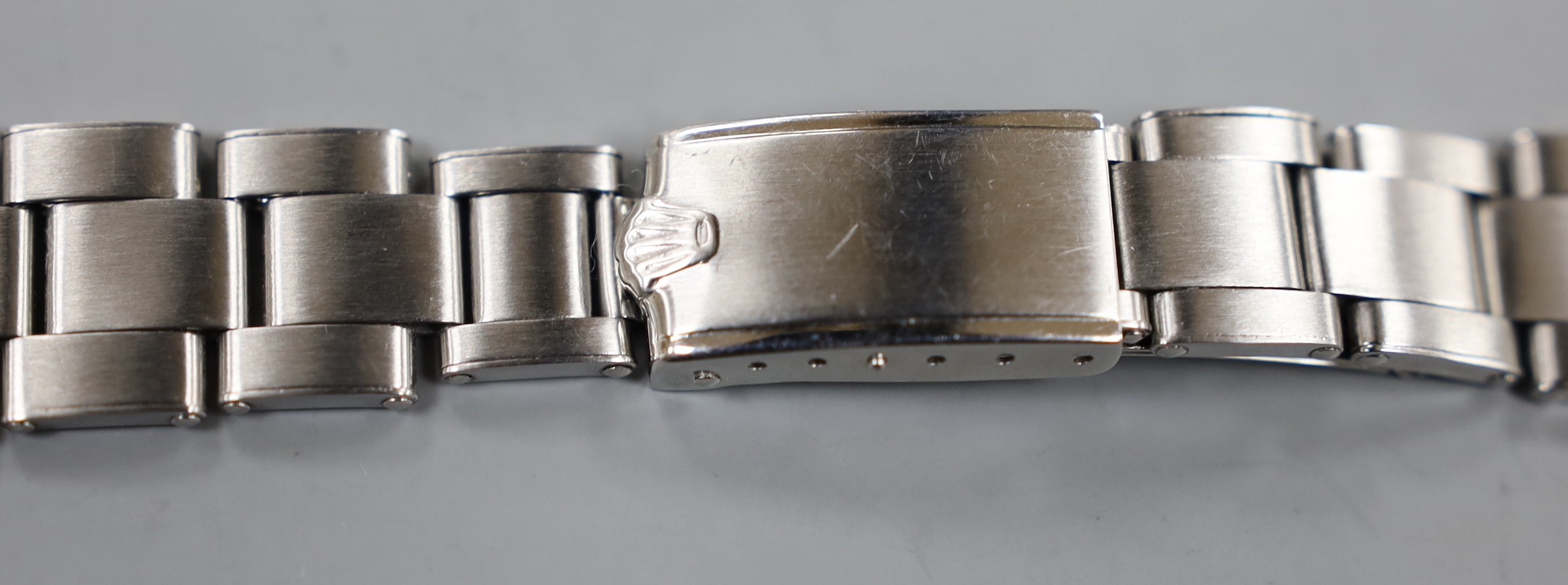 A gentleman's stainless steel Rolex wrist watch bracelet, numbered 7205 and 57, 15.8cm.